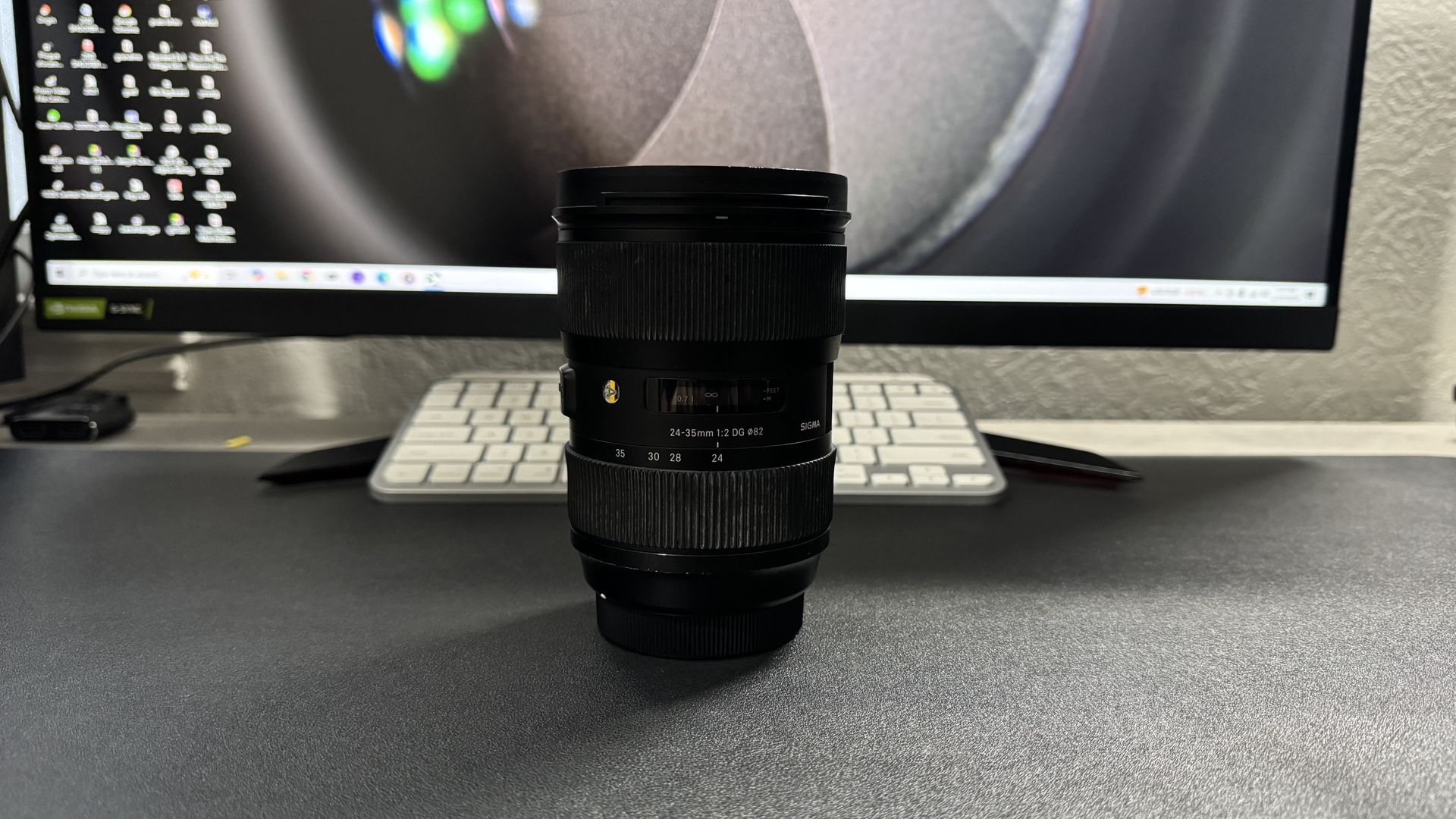 Sigma 24-35mm F2 EF mount 