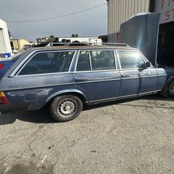 1984 Mercedes-Benz 300td 