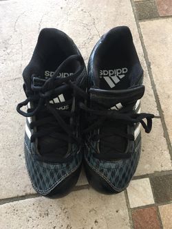 EUC Adidas boys shoes size 13