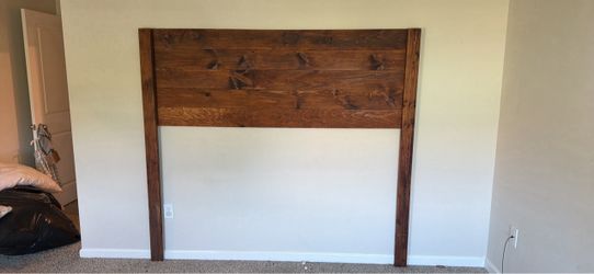 SOLID WOOD KING HEADBOARD