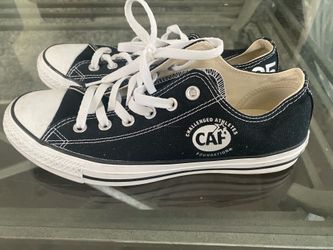Men Shoes  (  All  Star )   Brand New    Size  7