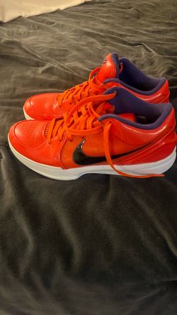 Undefeated Kobe 4s Size 9