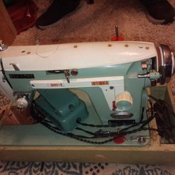 New Home 534 Sewing Machine