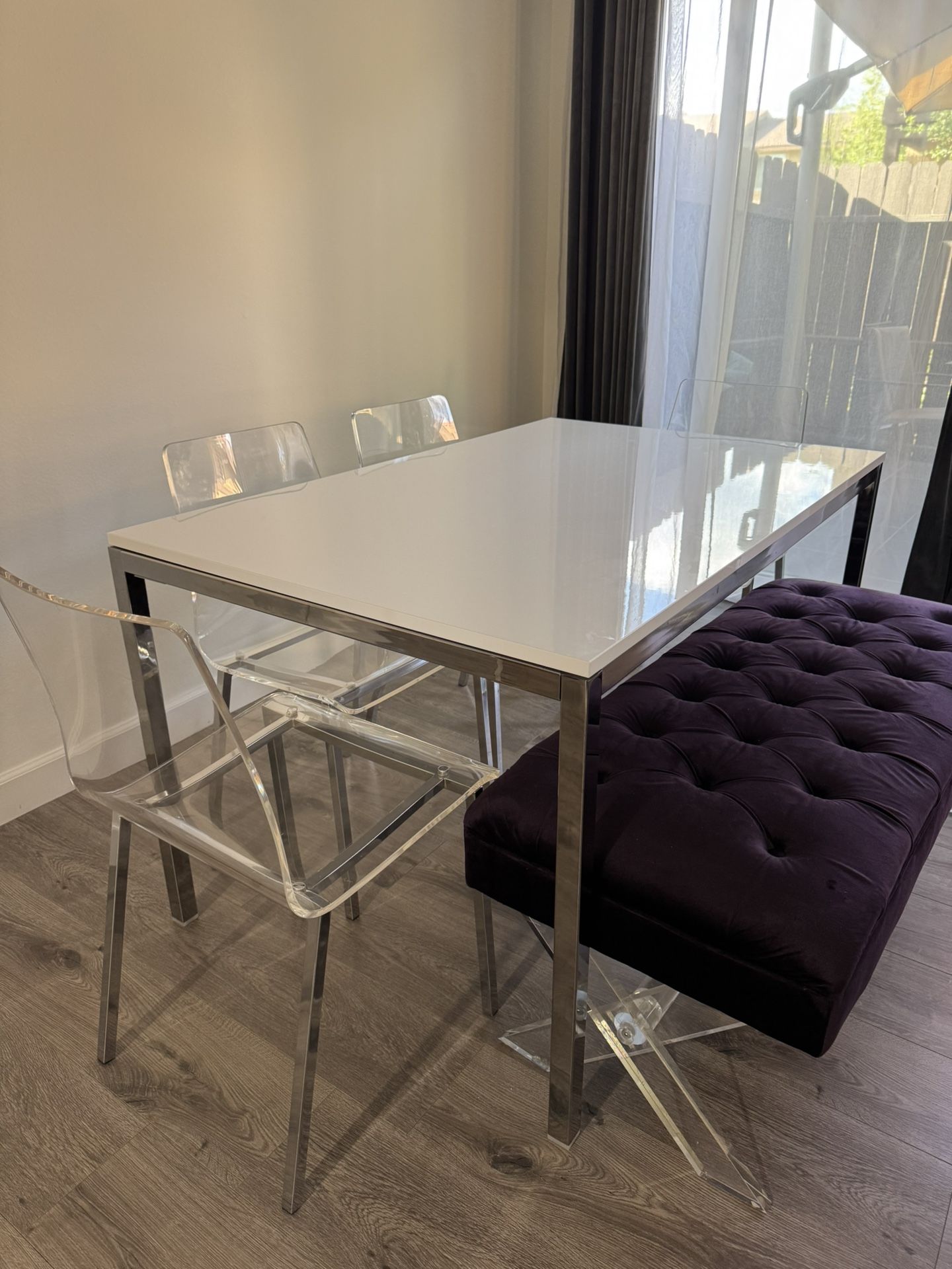 Diner Table