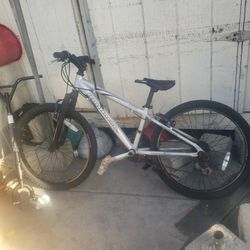 Mountain Bike 60$