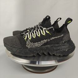Size 5 US Women's Nike Space Hippie 01 sneakers "Anthracite Volt"