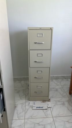 File Cabinet Hirsh