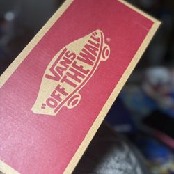 Vans : Laced black and white