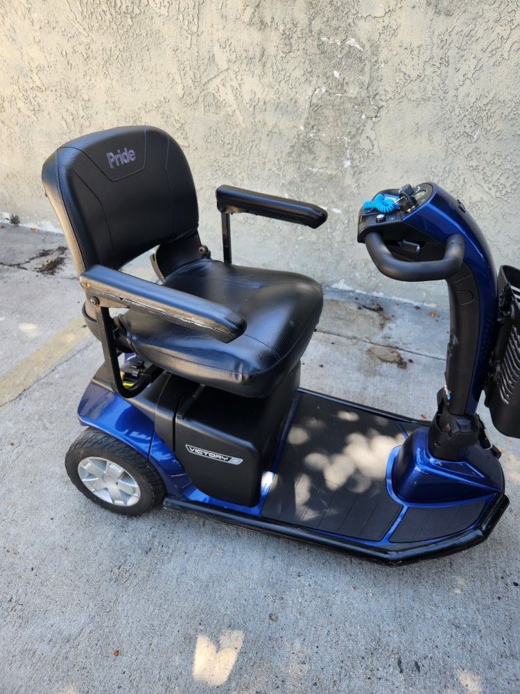 Pride Victory 9 3-wheel Mobility Scooter
