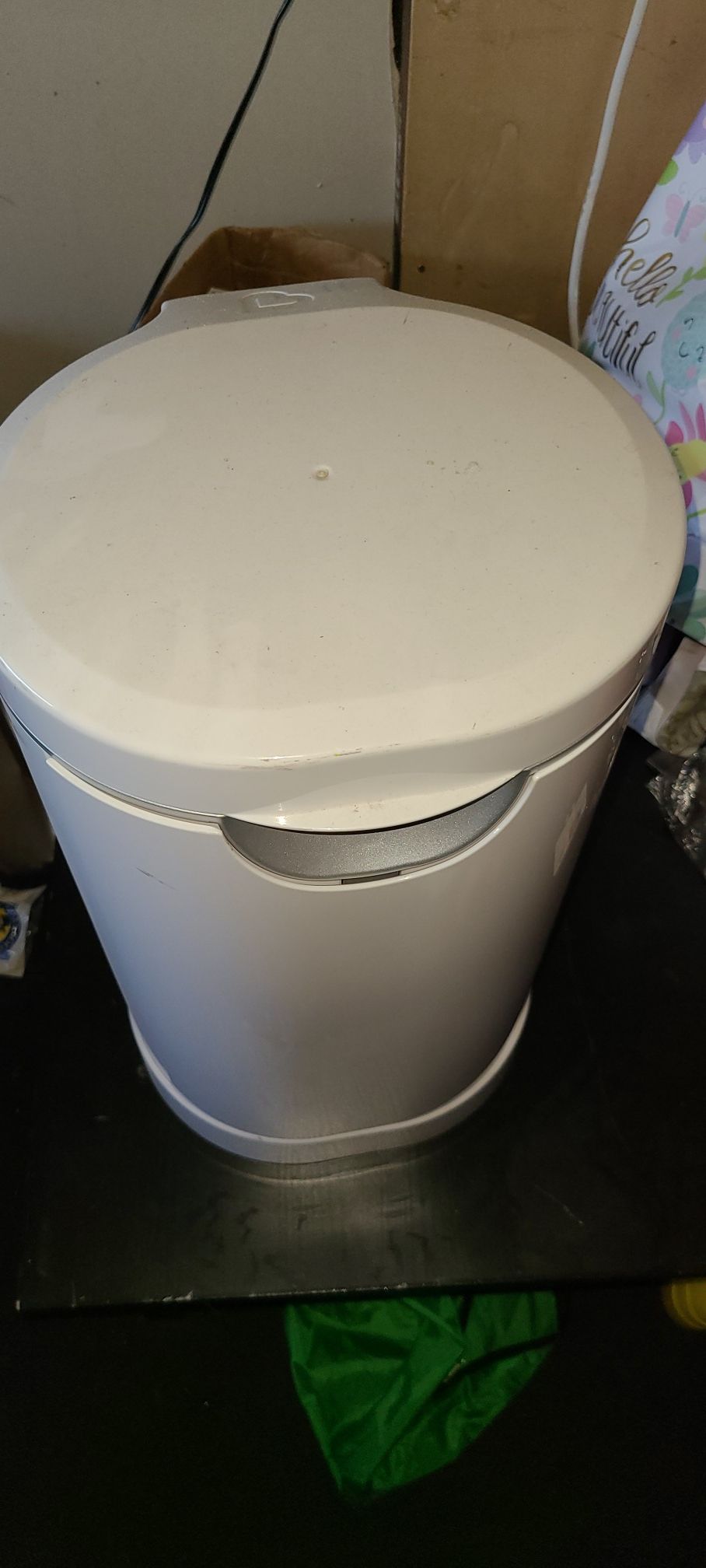 Munchkin Diaper pail