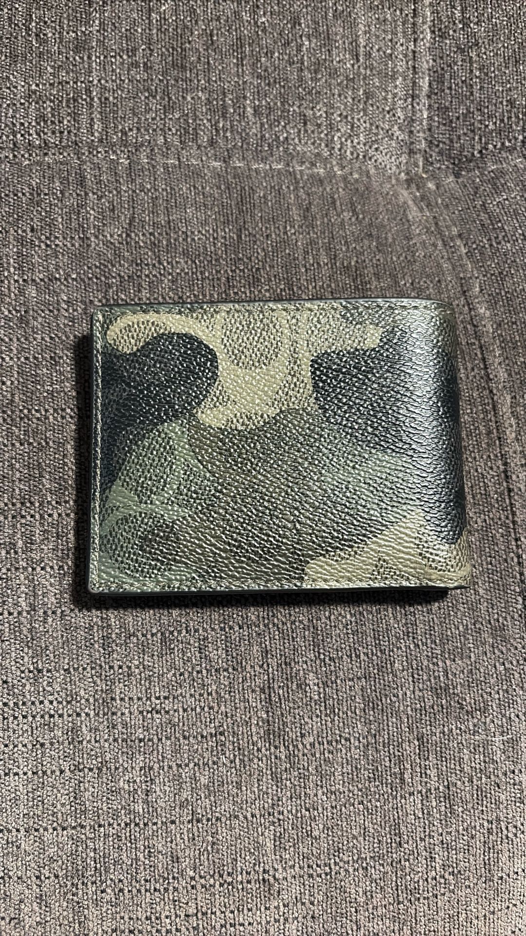 Slim Billfold Wallet In Signature Camo Print
