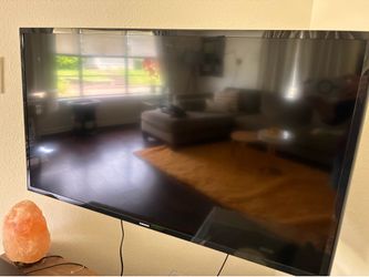 40” Samsung smart TV