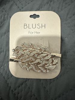Brand New Hair Accessories 3 Pieces For $5