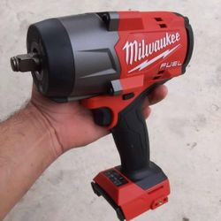 Milwaukee Impact 1/2 HIGH TORQUE 
M18 FUEL 18V Lithium-Ion Brushless Cordless 1/2 in. Impact Wrench with Friction Ring (Tool-Only)