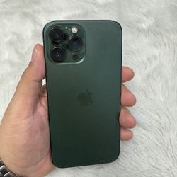 Apple iPhone 13 Pro Max 128GB Unlocked $525