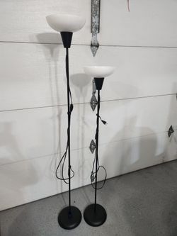 2 lamps