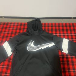 Nike Pull Over Hoodie 