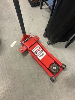 Pittsburgh 3-Ton Low Profile Floor Jack