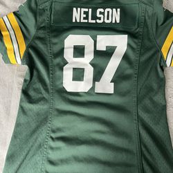 Packers size small In Woman Jersey 
