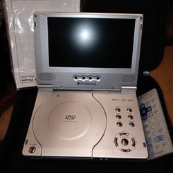 Polaroid Portable Dvd Player (W/Remote/Case) 