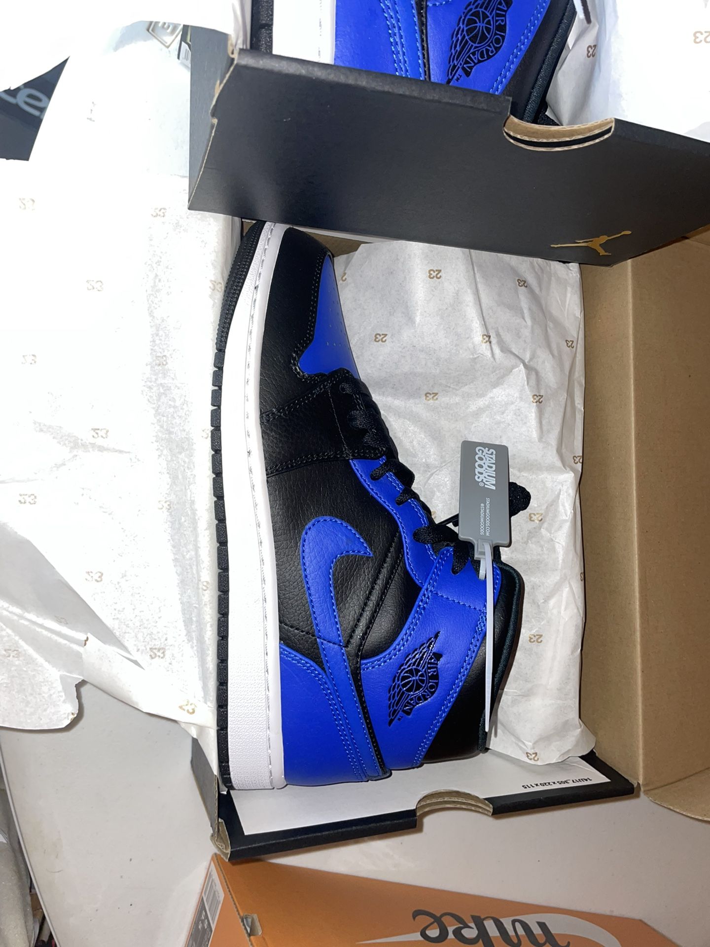 Jordan Mid Hyper Royal 1 Mid