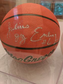 NBA Julius Irving Autographed Basketball