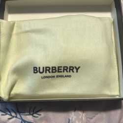 Burberry Leather Money Clip Card Wallet