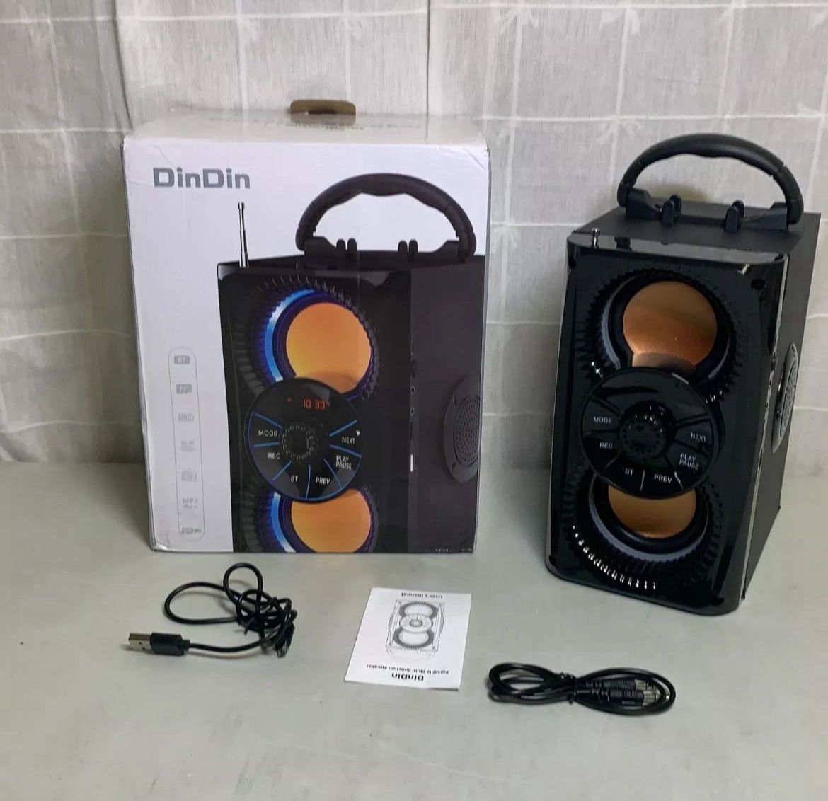 DinDin DD-01 Black Bluetooth USB Portable Multi Function Speaker User Manual