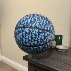 C.T.M “Dior” ball