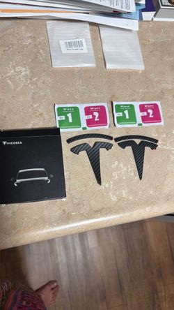 Carbon Fiber Tesla Logo Cover