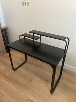 Black Lightweight Desk