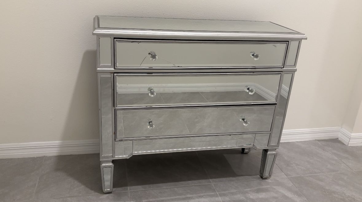Mirrored Chest/Dresser For Projects 