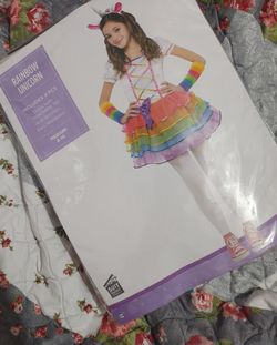 BRANDNEW,NEVER USED.. RAINBOW UNICORN GIRL HALLOWEEN CUSTOME...
