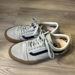 Men’s Size 7.0 Vans