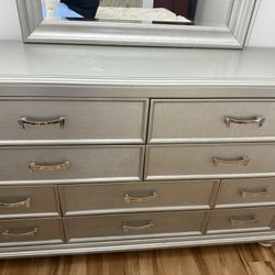 Dresser Mirror Set 