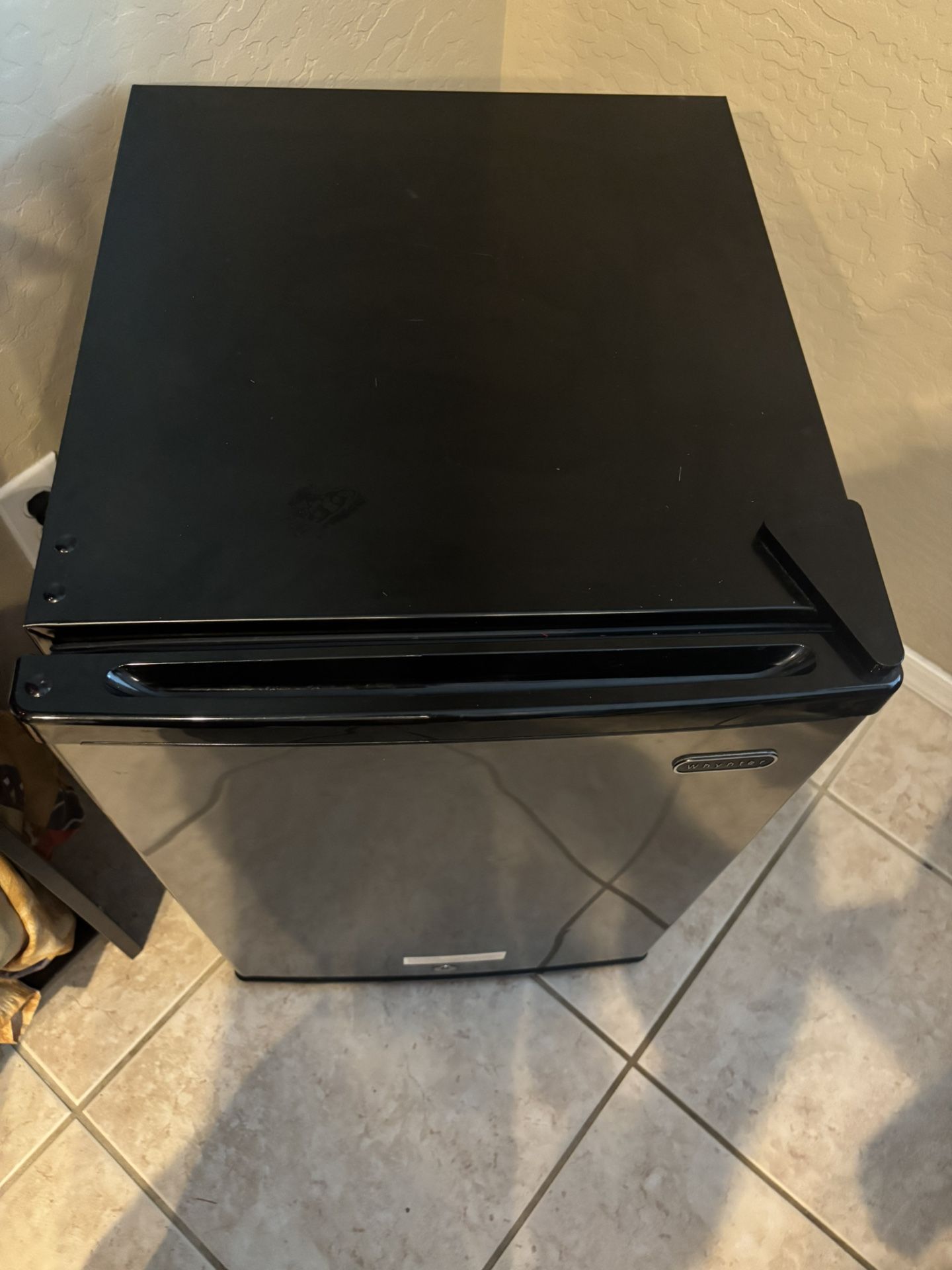Mini Freezer With Lock