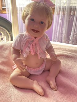 Ashton Drake Cute As A Button 