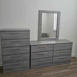 Dresser Whit Mirror And Chest - Cómoda Con Espejo Y Gavetero 