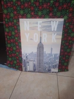NEW YORW CITY Picture of the Featuring the EMPIRE State Building size 28//inch /20l inch
