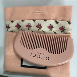 Perfect Gift Gucci Beauty Cosmetic Makeup Pink Makeup Handle Comb  Pouch Sealed