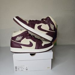 Size 9.5m (11w) - Split Jordan 1's - $80 Firm 