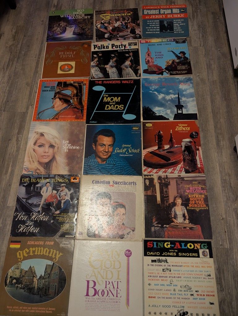 Vintage Vinyls, Records, Phongraphs