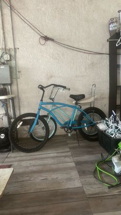 Beach cruiser bike