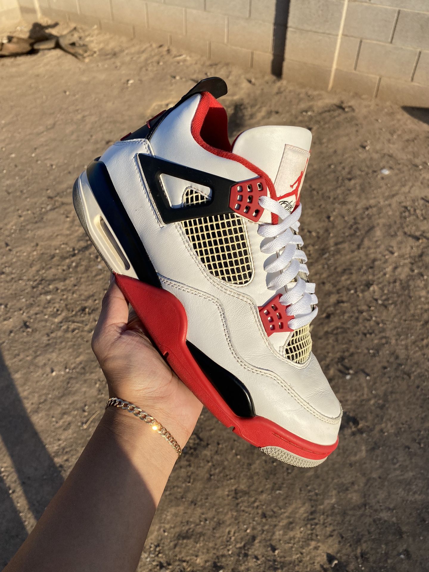 Jordan 4s Fire Red