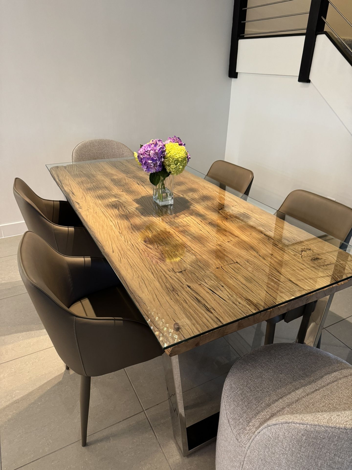 Dinning Table