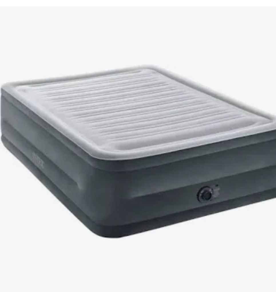 Queen Deluxe Self Inflating Air Mattress 