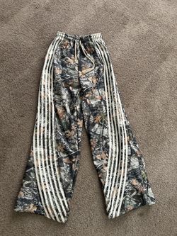 camo sweatpants