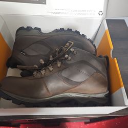 Mens Timberlands Hiking Boots  10.5