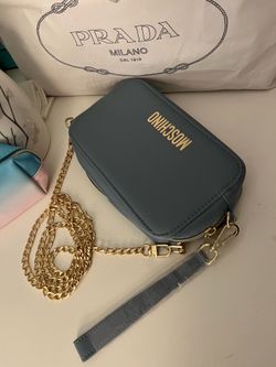 Light blue cosmetic bag crossbody
