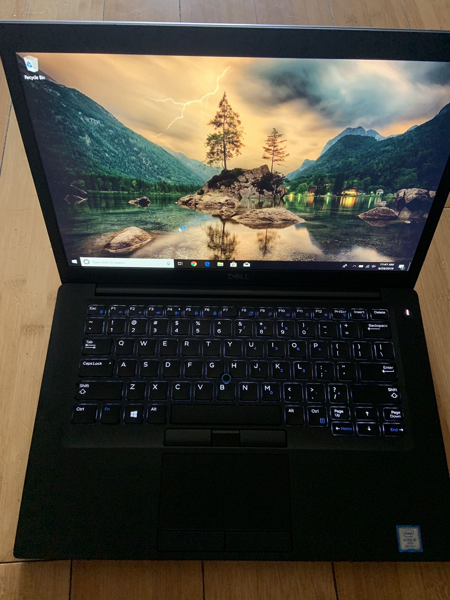Dell latitude 7490 business laptop intel i5-8350 with 256gb ssd